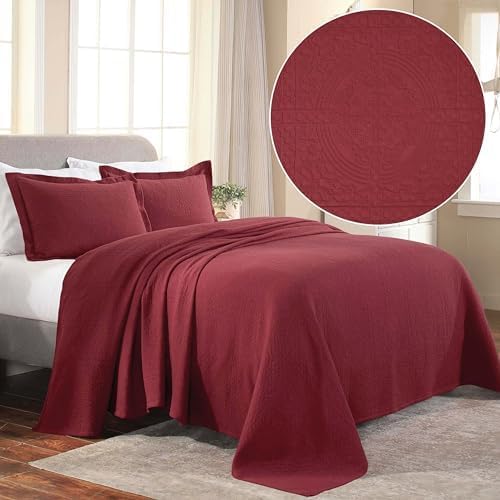 Superior Cotton Fleur De Lis Bedspread Set, Warm Blankets, All-Season Bedding, Bedroom Decor, Decorative Boho Medallion Coverlet, Includes 1 Bedspread, 2 Pillow Shams, Queen, Garnet