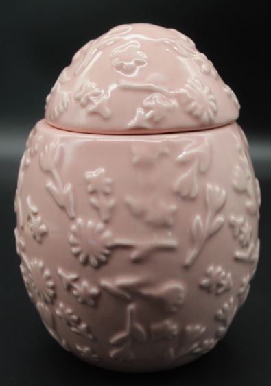 Happy Go Fluffy Easter Scented Ceramic Egg Candle - Blooming Tulips 5"