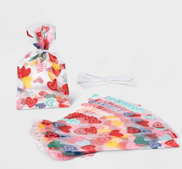 20ct Cellophane Heart Print Treat bag